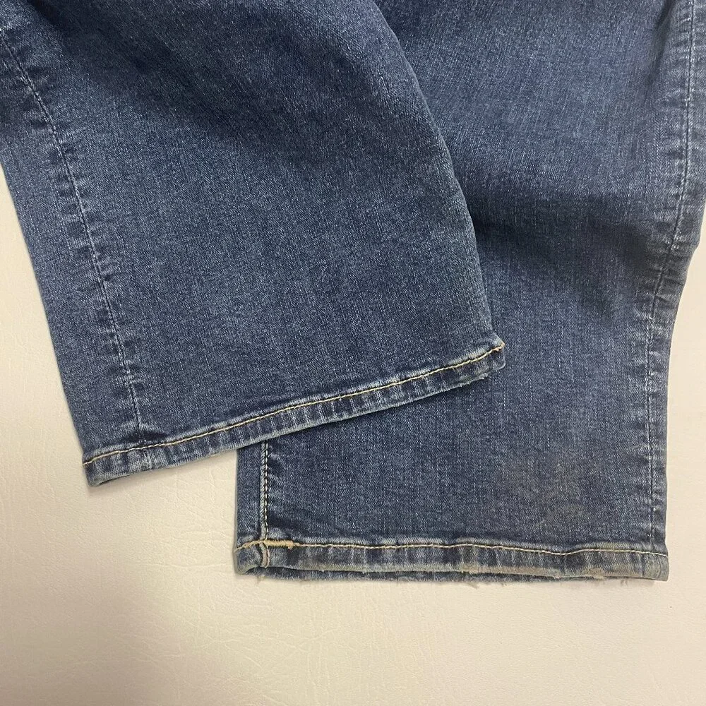 True Religion Jeans Mens 40 x 33 Blue Geno Relaxed Slim SN Flap Stretch 44223